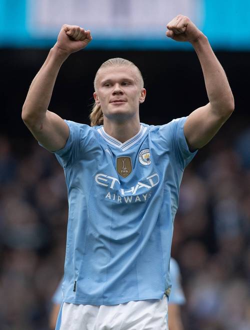 意媒：德国警方正调查以色列球迷在斯图加特演唱的歧视性歌曲（意媒称德警方调查以色列球迷在斯图加特唱涉歧视歌曲）