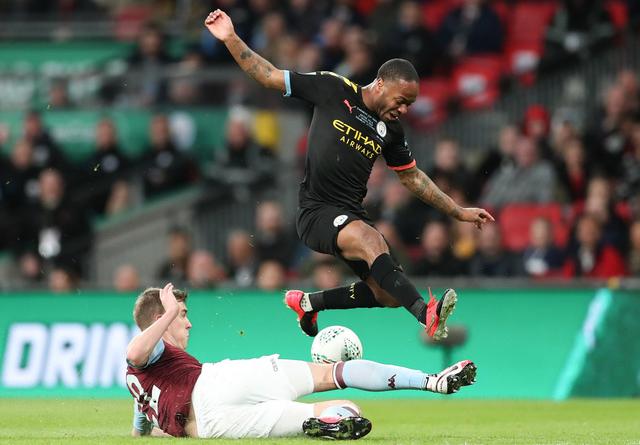 西甲半场：伦布雷拉斯闪击，亚马尔破门，巴萨2-1阿拉维斯（西甲半场战报：伦布雷拉斯闪击，亚马尔破门，巴萨2-1暂领先阿拉维斯）