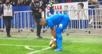 罗马诺：托纳利缺战与挪威的世预赛，据悉将返回纽卡（罗马诺：托纳利将缺席对挪威的世预赛，预计回归纽卡斯尔联）