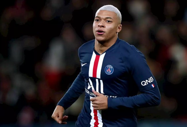 惊天倒钩！官方：蒙铁尔倒钩世界波当选2025普斯卡什奖（年度最佳进球！蒙铁尔倒钩世界波荣膺2025普斯卡什奖）