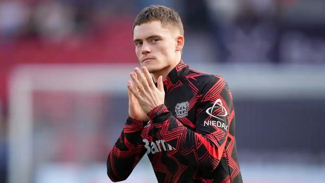 英超半场：泰特、威尔逊破门，维卡里奥送空门，热刺2-0富勒姆（英超半场战报：泰特、威尔逊进球，维卡里奥失误送空门，热刺2-0领先富勒姆）